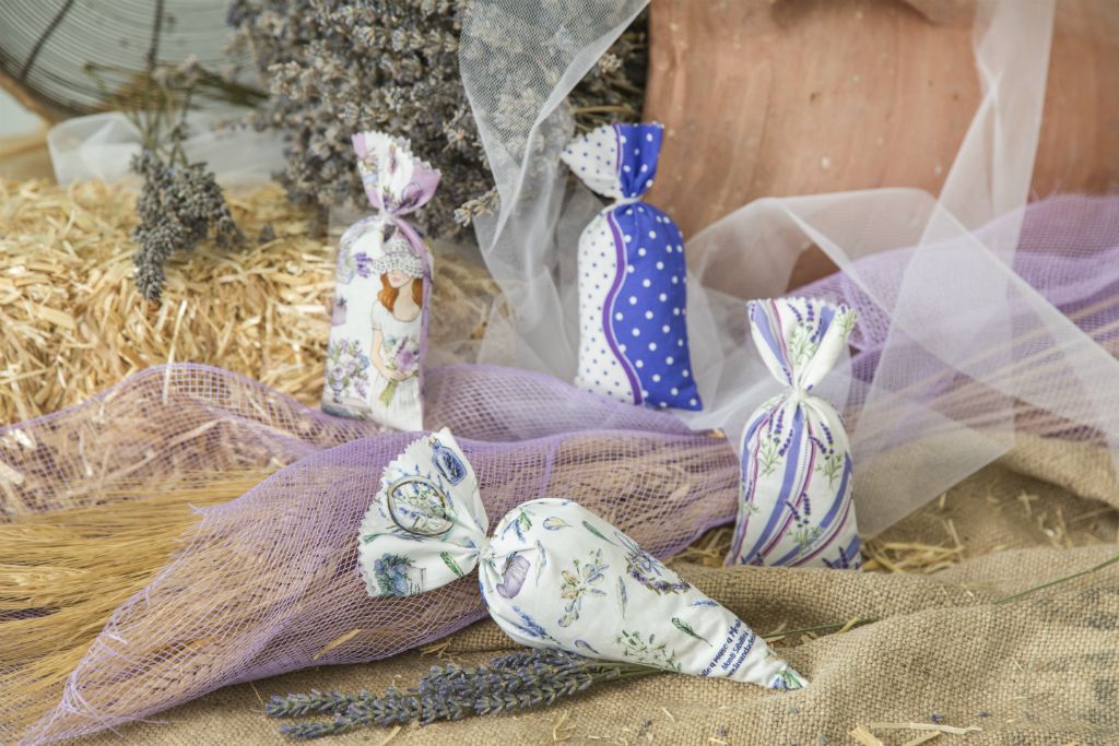 Lavanda Dei Sibillini A Montegallo Sacchetti Profumati Cosmesi Naturale E Bomboniere