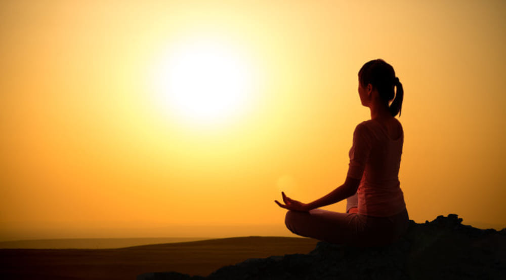 Outdoor e yoga: Notturna di Ferragosto con alba sul Monte Castel Manardo Martedì 14 Agosto
